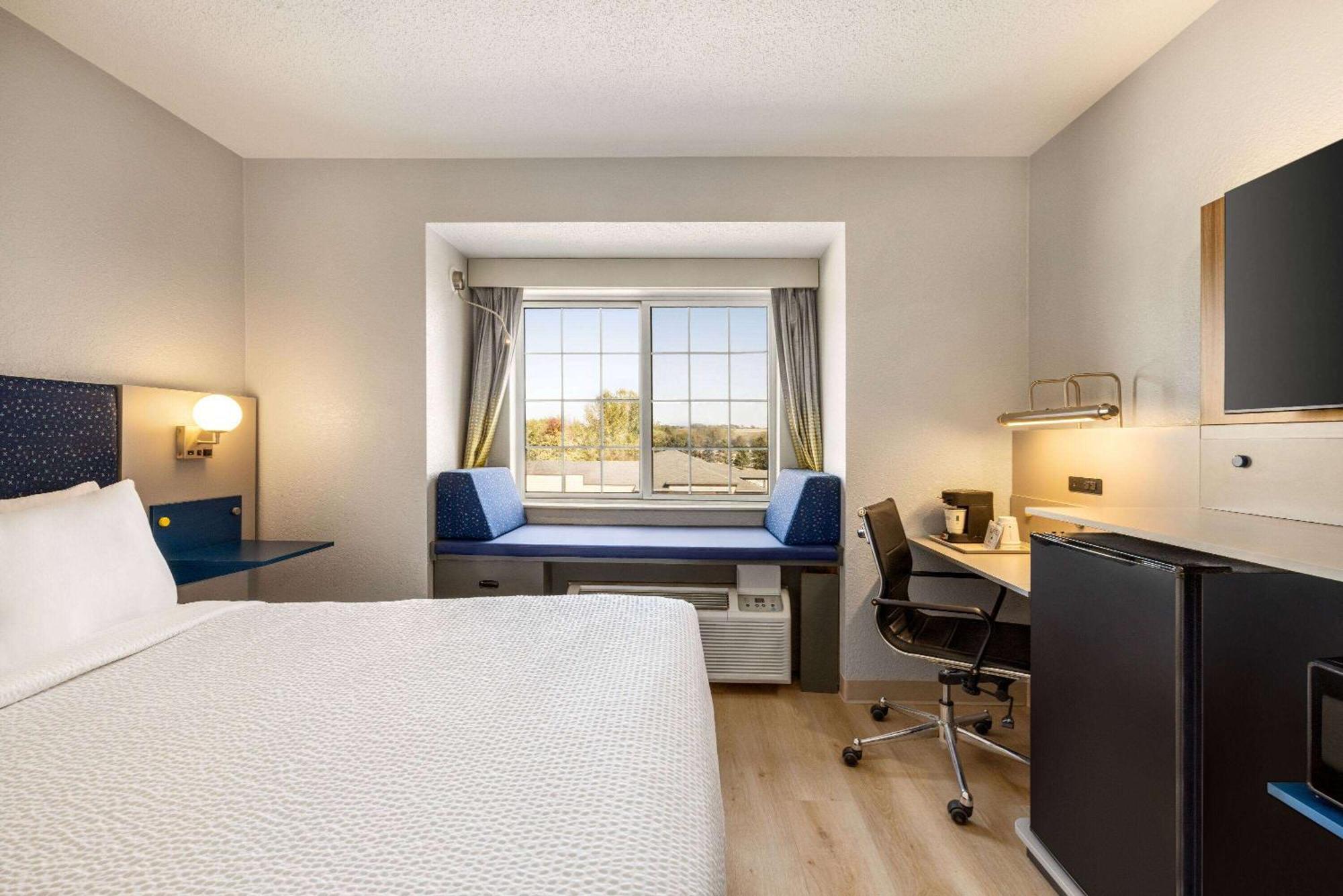 Microtel Inn & Suites By Wyndham New Ulm Eksteriør billede